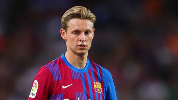 Frankie de Jong: Manchester United has contacted Barcelona about the ...