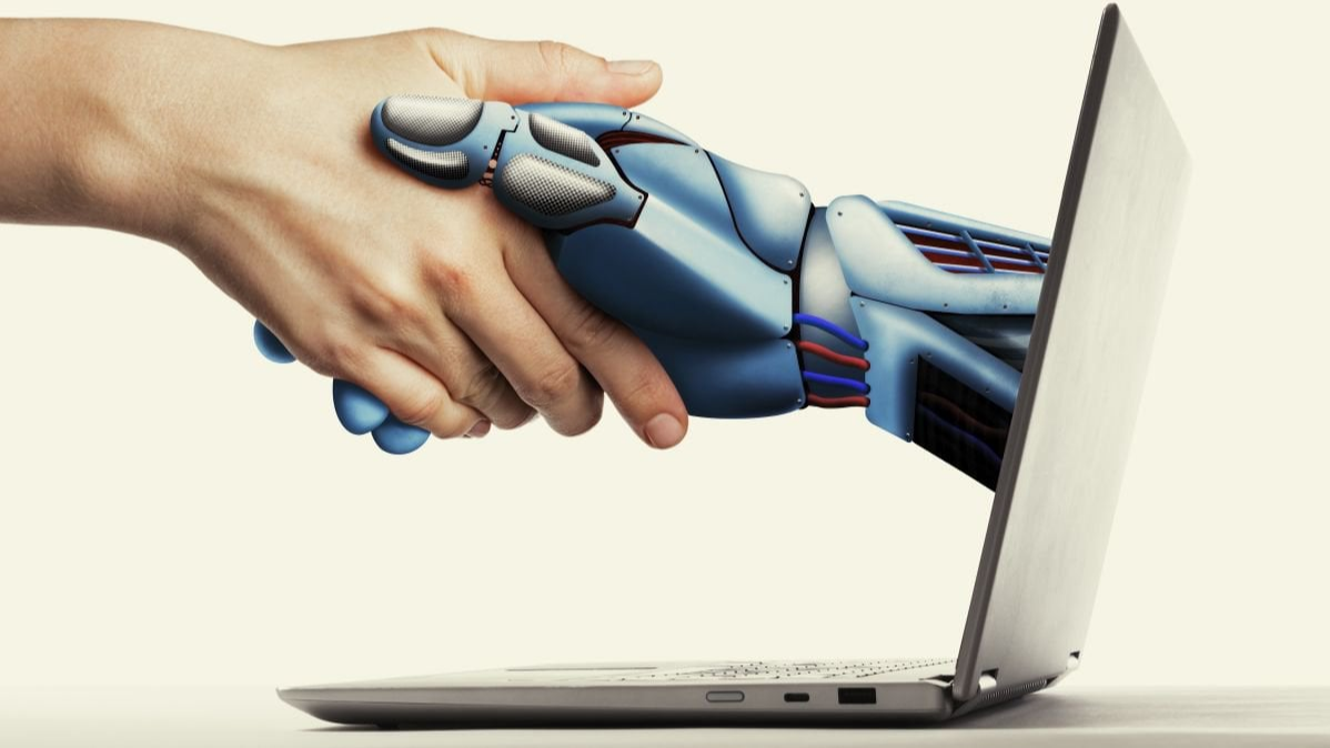 AI vs. Human Bosses: Which is Better?