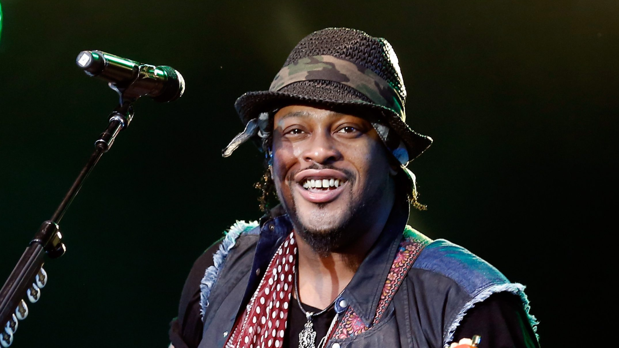 The Enduring Legacy of D’Angelo Grammy Winning R&B Pioneer Leaves Behind a Musical Masterpiece Trilogy That Reshaped Soul Forever